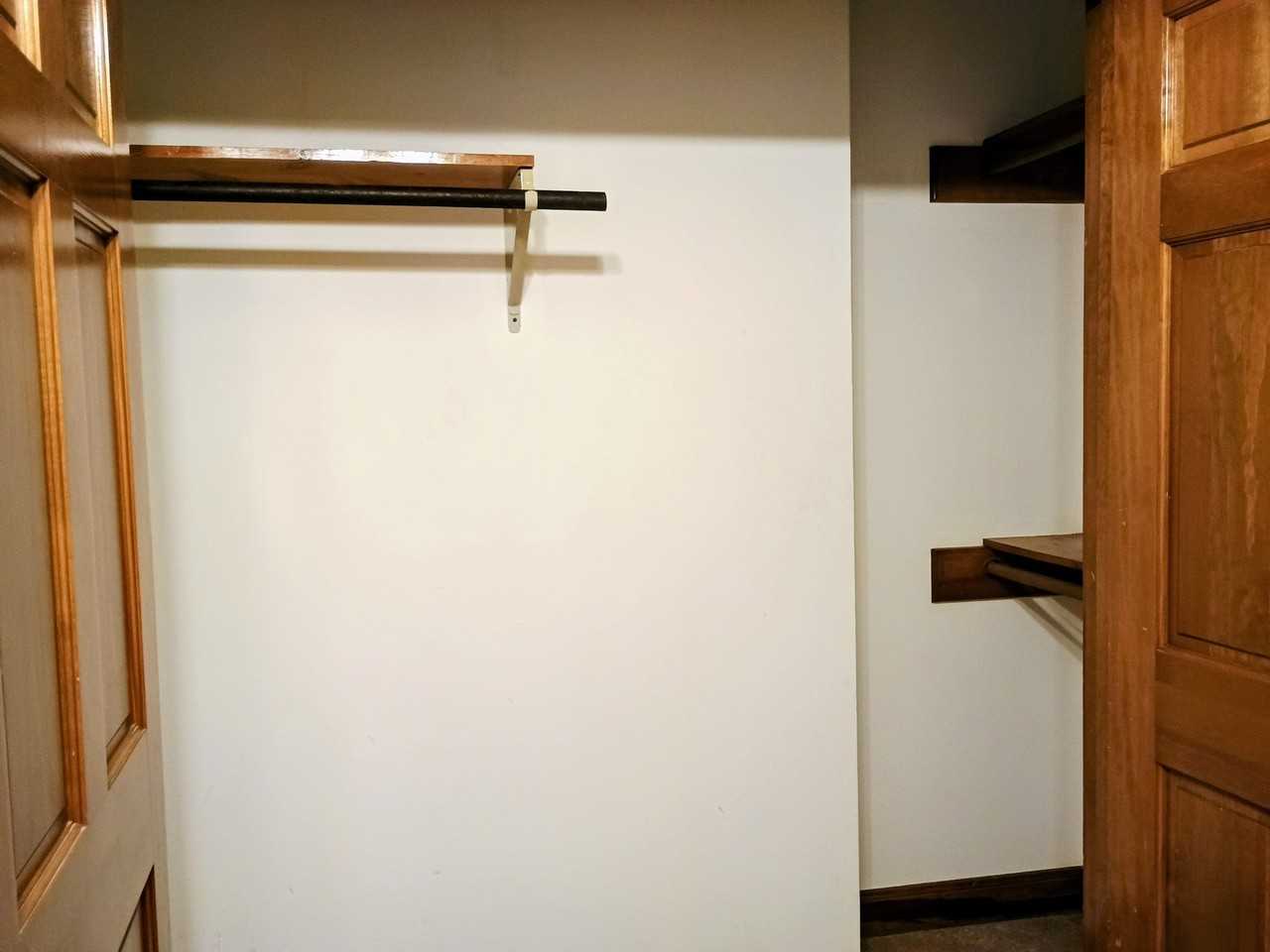 110 N 5th St #4 - Photo 5 of 6