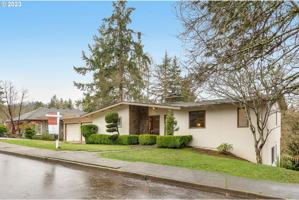 featured image of 16932 Greentree Ave