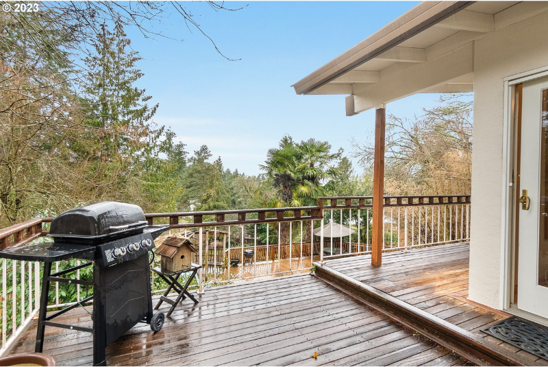 16932 Greentree Ave - Photo 7 of 14