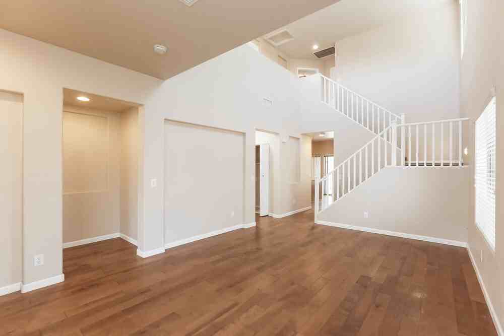 7640 E Barstow St - Photo 5 of 20