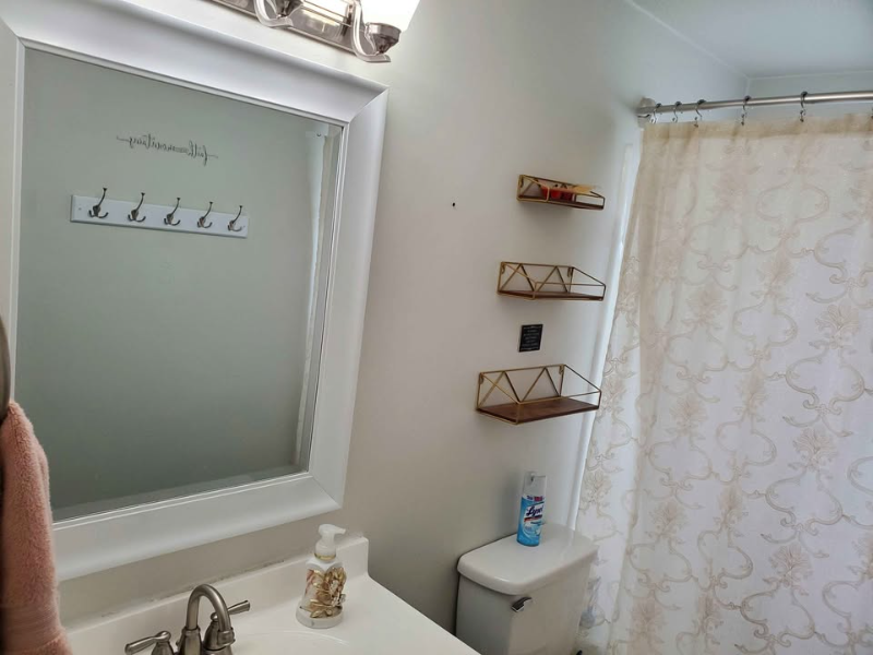 1242 Ne - Photo 2 of 3