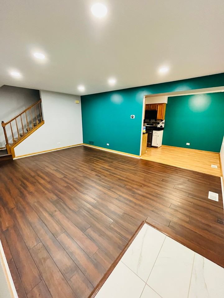 84 Maplewood Dr - Photo 4 of 21