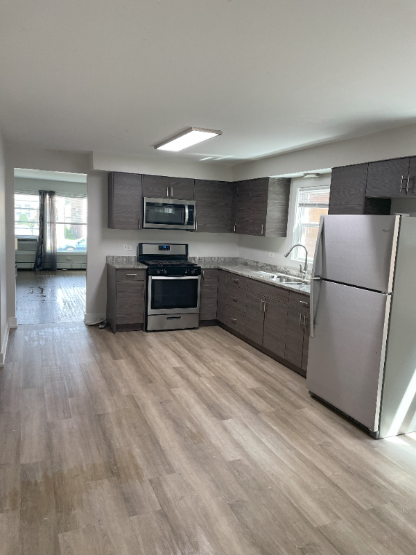 3720 Ridgeland Ave #2 - Photo 2 of 12