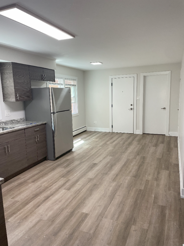 3720 Ridgeland Ave #2 - Photo 3 of 12