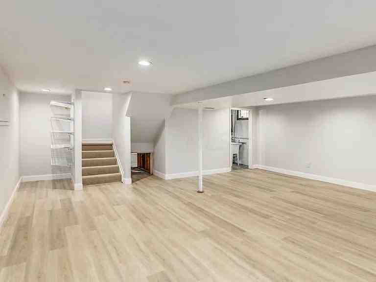 7218 Innisfree Ln - Photo 6 of 18