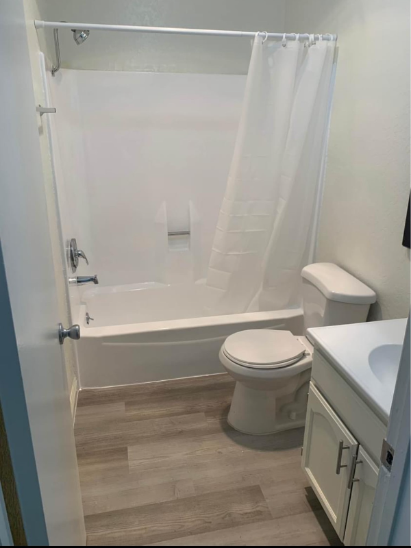 8014 Woodman Ave #14 - Photo 5 of 6
