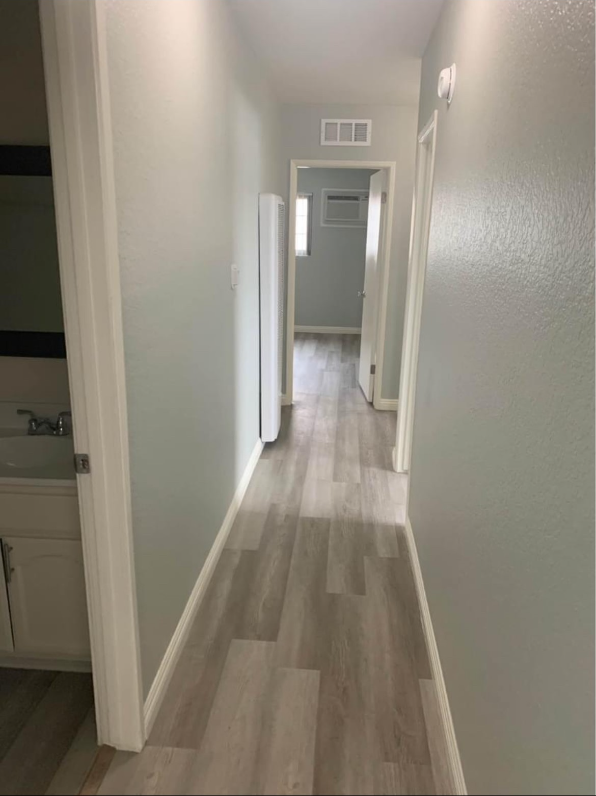 8014 Woodman Ave #14 - Photo 6 of 6