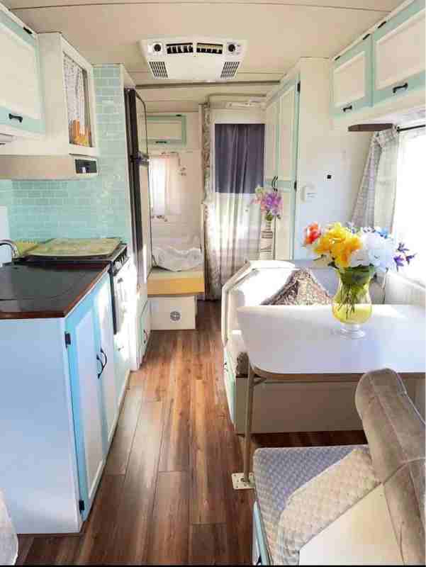 3133 Homestead Rd - Photo 2 of 10