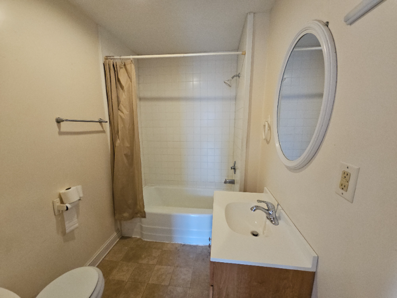 710 Vista Dr - Photo 4 of 9