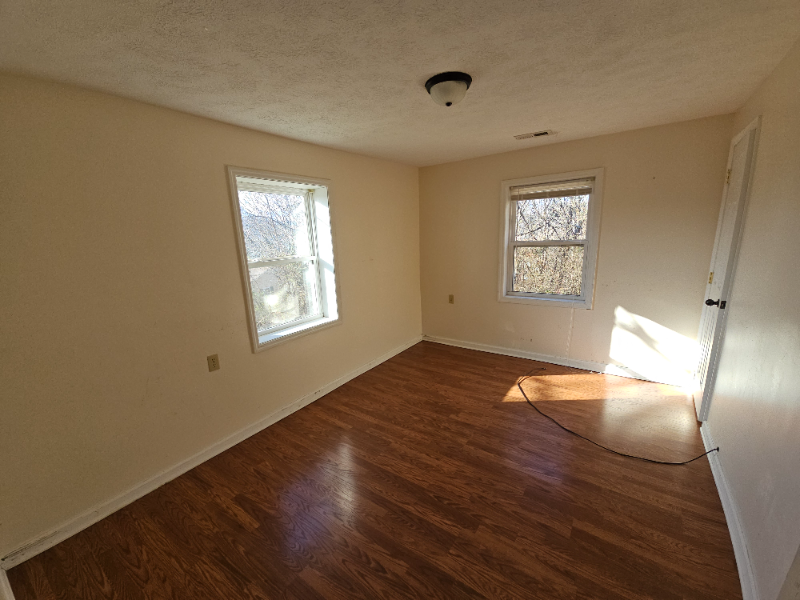 710 Vista Dr - Photo 6 of 9