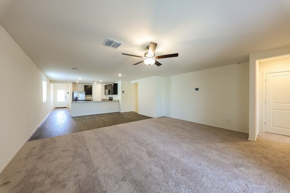 25751 W Coles Rd - Photo 5 of 19
