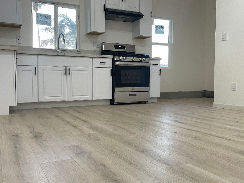 4315 Eileen St - Photo 4 of 15