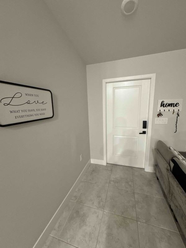 304 Preston St - Photo 2 of 13