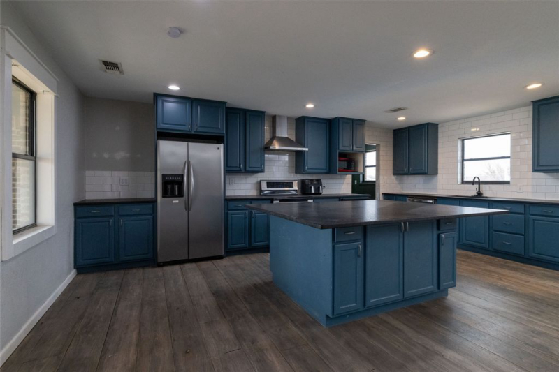 3193 E Highway - Photo 7 of 10