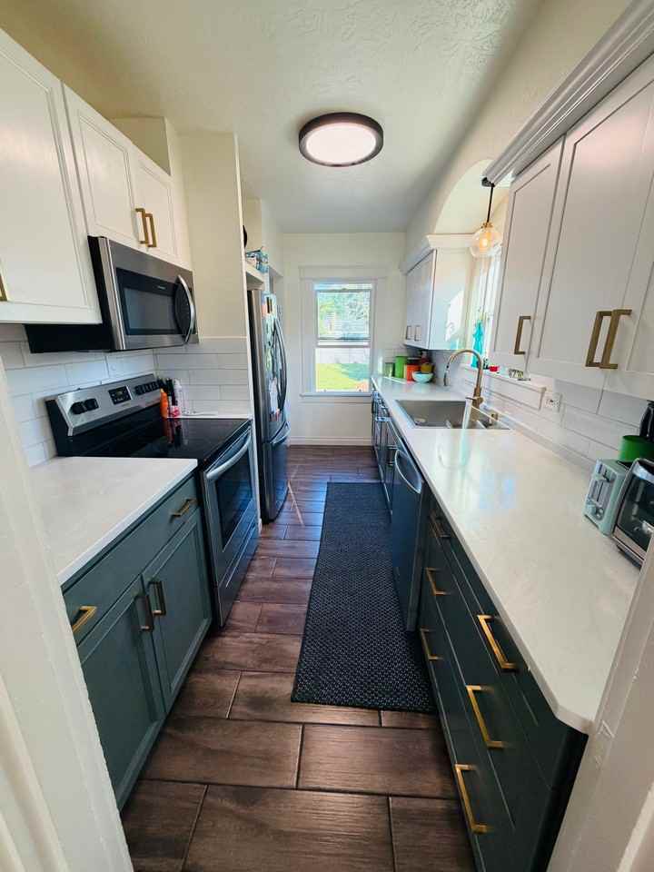 790 17th St Ne - Photo 2 of 26