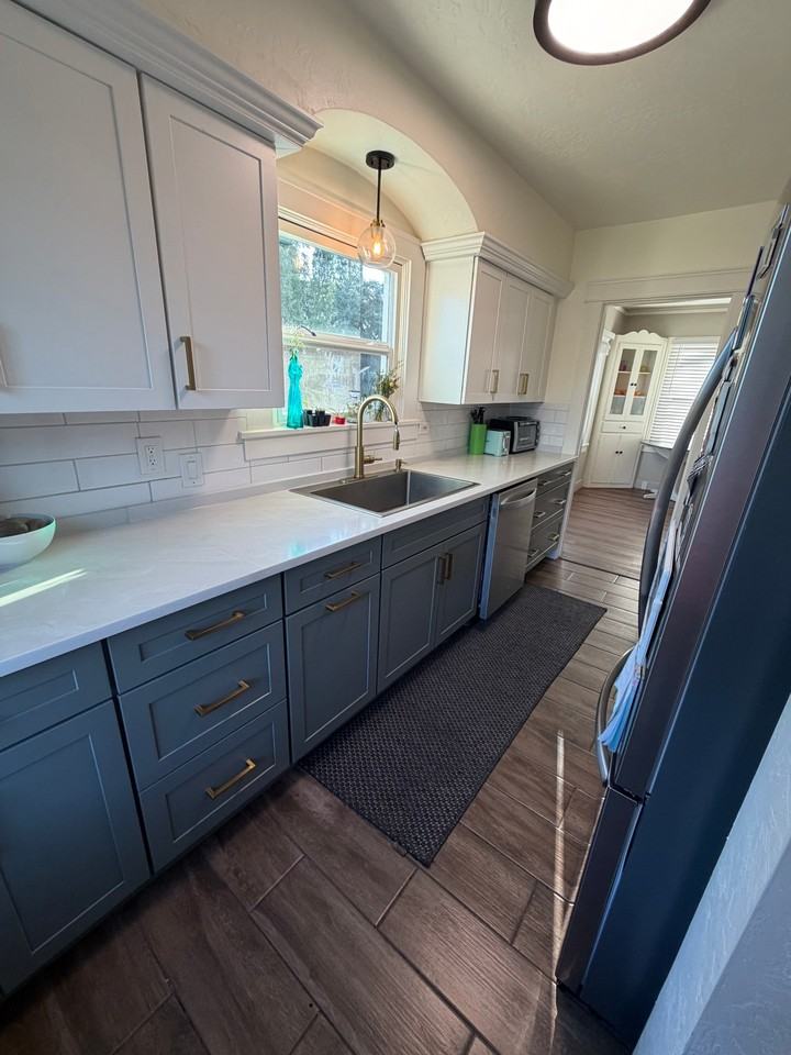 790 17th St Ne - Photo 3 of 26