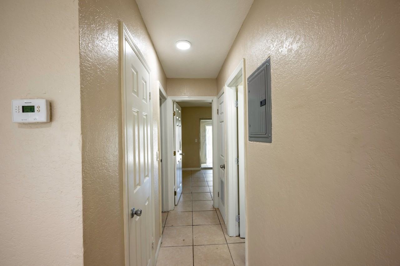 131 Nwstreet - Photo 6 of 15