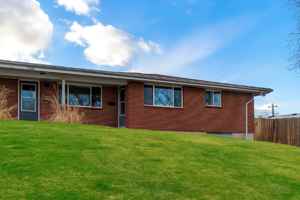 featured image of 5417 S Fox St