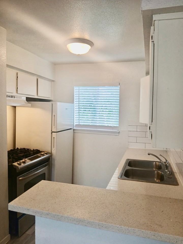 7818 Calhoun Rd #8