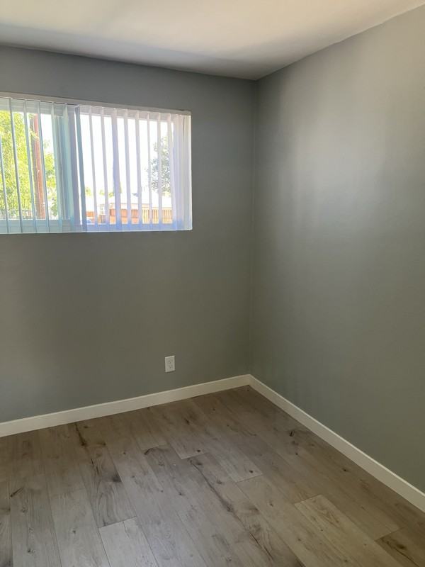 20033 Saticoy St #18 - Photo 4 of 14