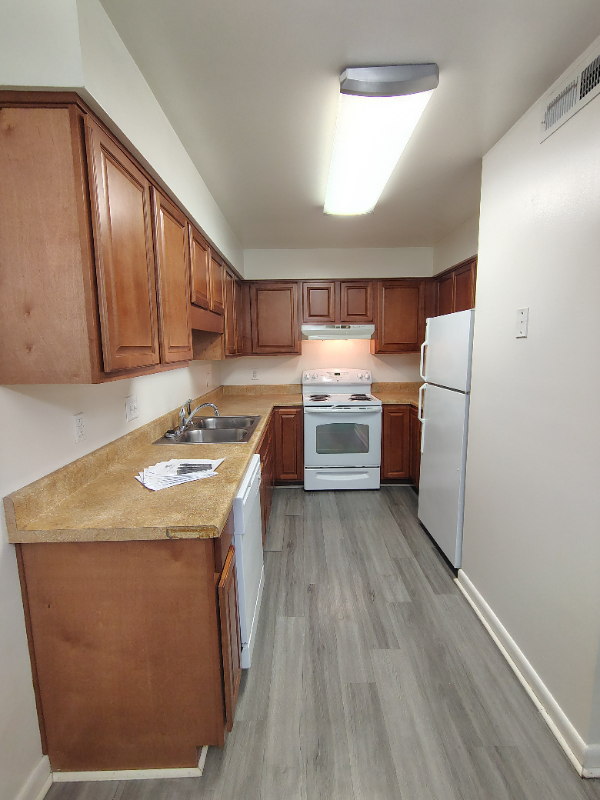 600 Reusens Rd #M133 - Photo 2 of 11