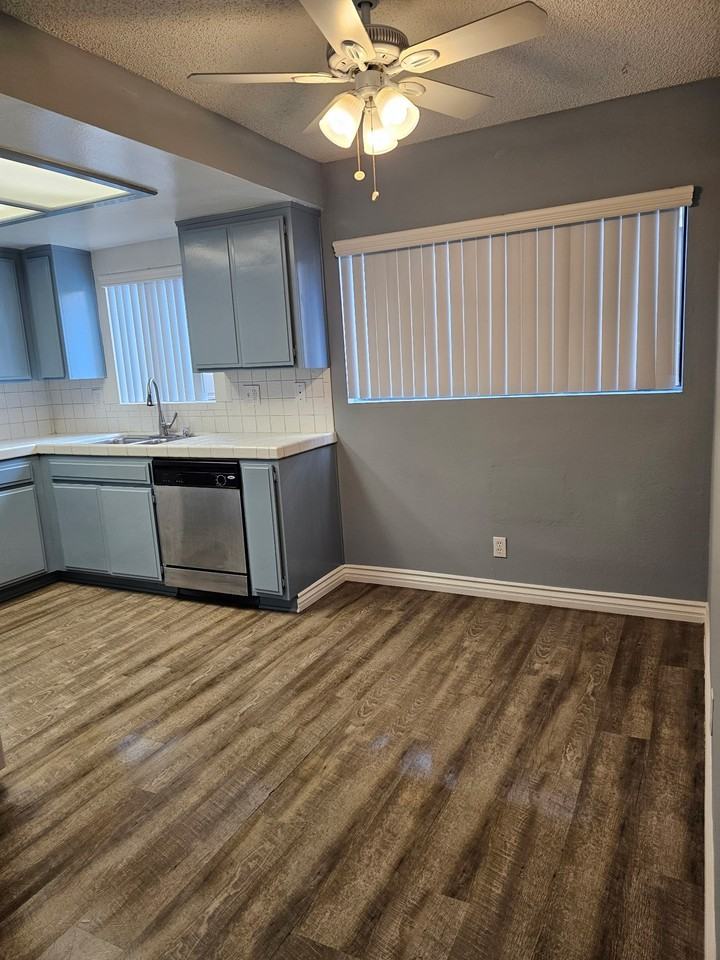 4130 Manhattan Beach Blvd #D - Photo 7 of 7