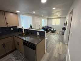 featured image of 800 W 10th St