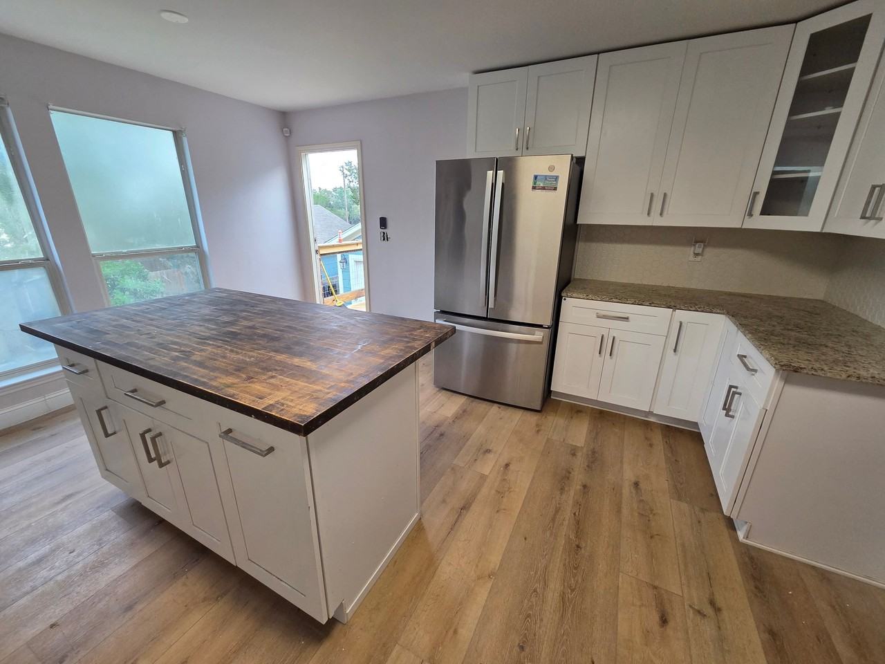 8826 Fernbrook - Photo 6 of 11
