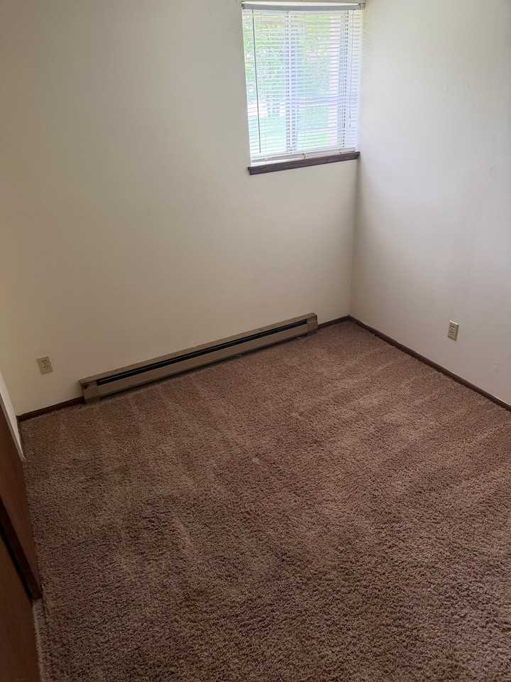 431 W Main St #2 - Photo 5 of 10