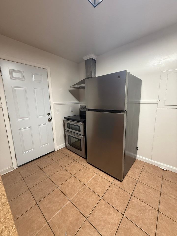 1109 Meharry Blvd #3