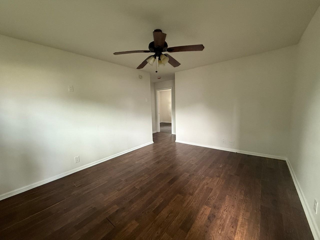 1109 Meharry Blvd #3 - Photo 3 of 11