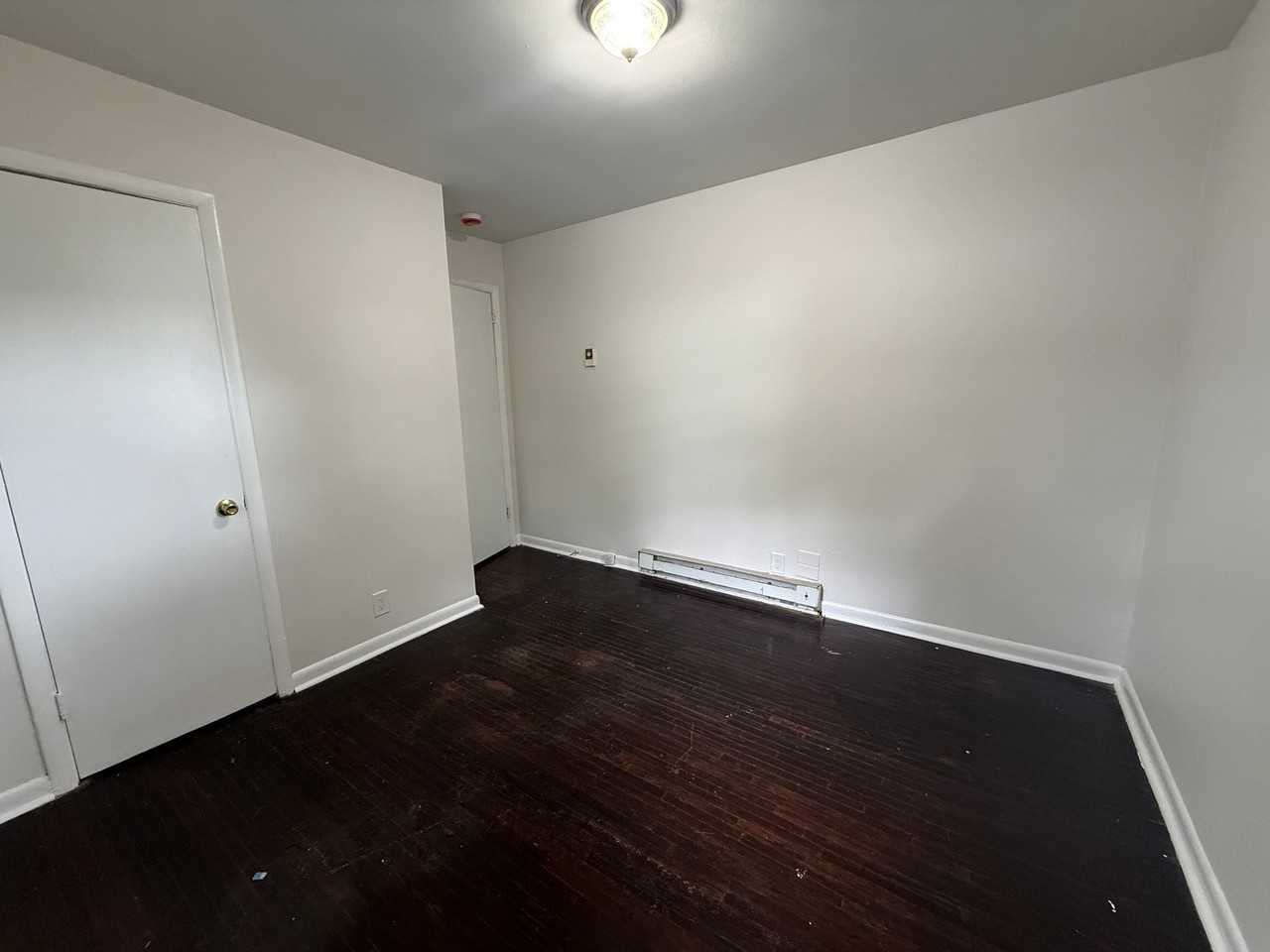 1109 Meharry Blvd #3 - Photo 6 of 11