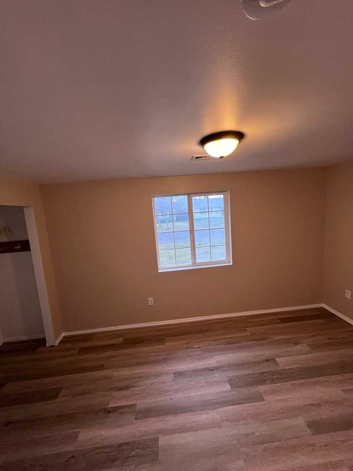 12406 W 11th Ave - Photo 6 of 15