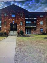 4 Dover Hall - Photo 1 of 1