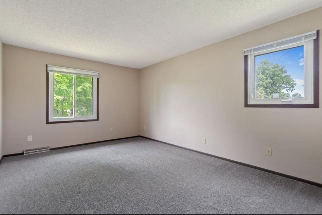 605 10th Ave S #605 - Photo 5 of 12