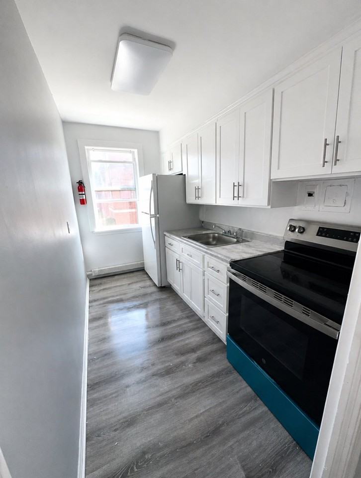 13833 Cedar Rd