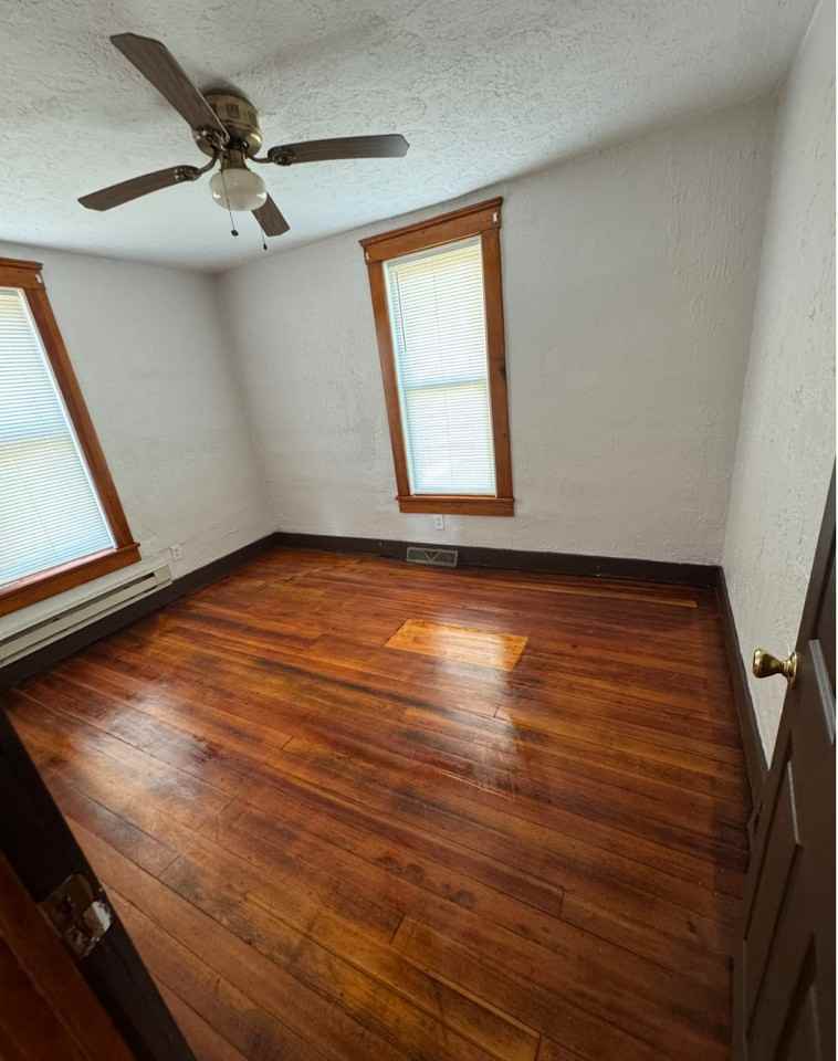 2907 Oakwood Ave #1 - Photo 2 of 5