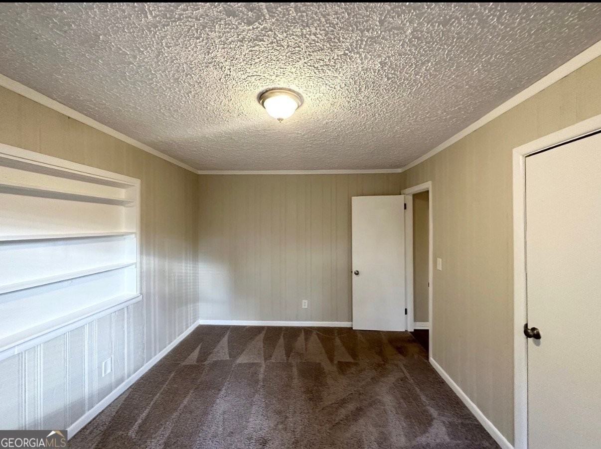 1737 Mckenzie Dr - Photo 5 of 15