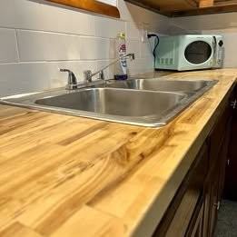 111 Sunbury St - Photo 6 of 8