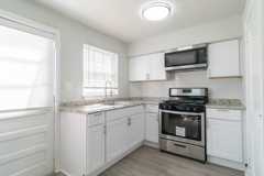 124 Yorke St - Photo 1 of 1