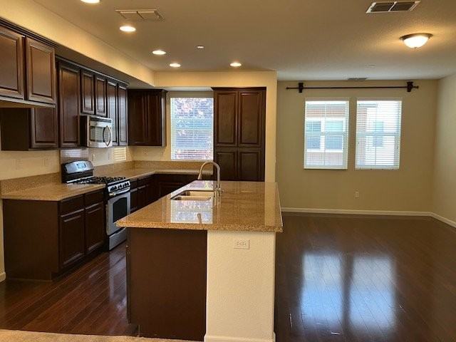 2174 Morrow St - Photo 2 of 28