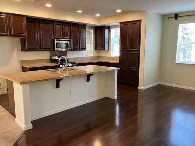 2174 Morrow St - Photo 3 of 28