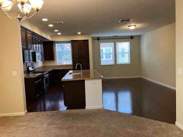 2174 Morrow St - Photo 6 of 28