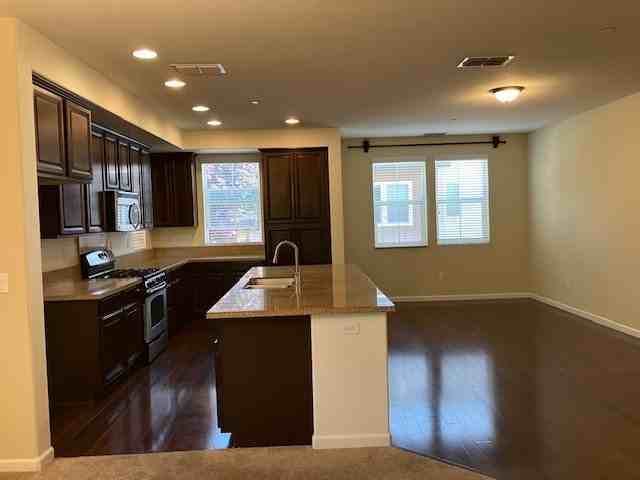 2174 Morrow St - Photo 7 of 28