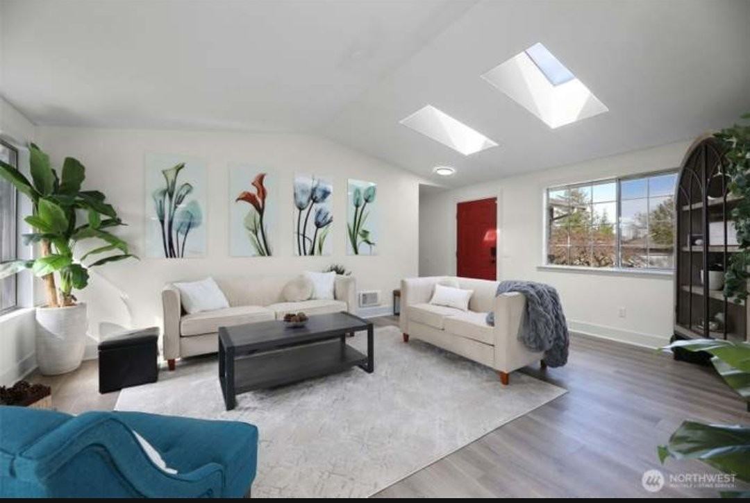 6526 67th Pl Ne - Photo 5 of 20