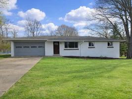 featured image of 969 Robin Hill Dr