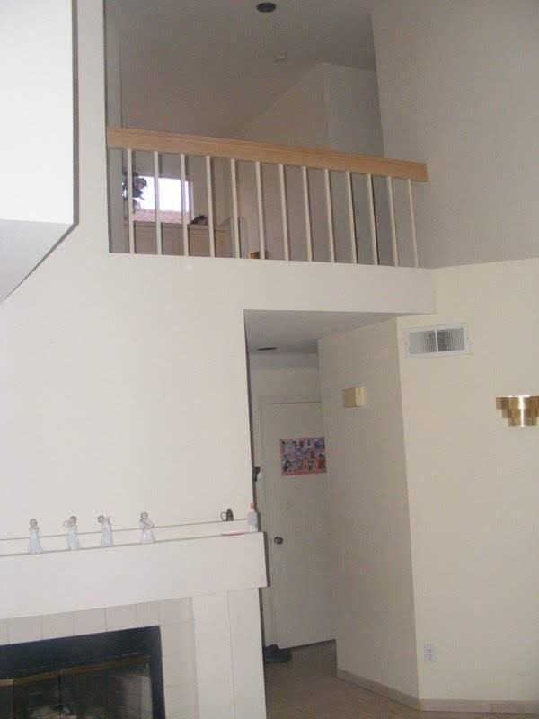 2128 Shoreview Pl - Photo 4 of 7