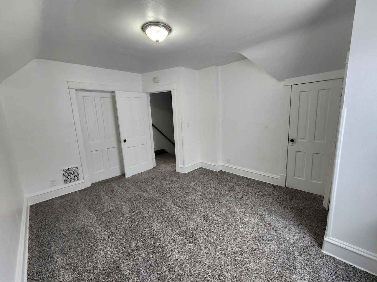 1020 16th Ave - Photo 3 of 9