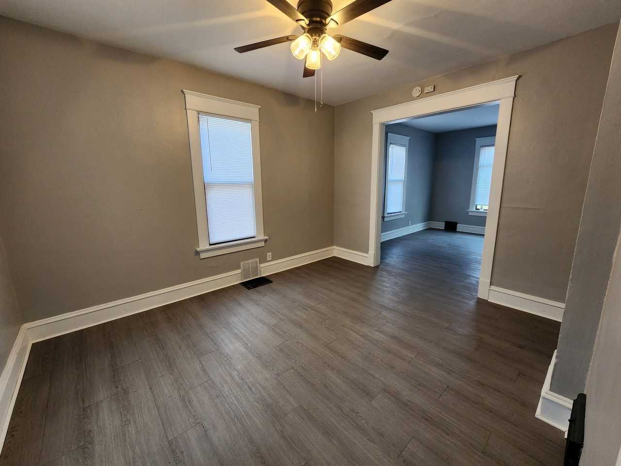 1020 16th Ave - Photo 5 of 9