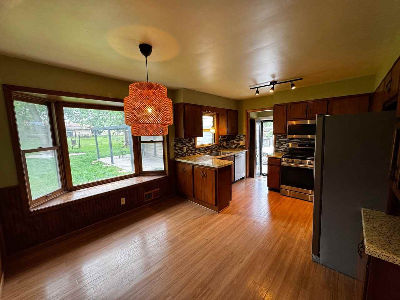 2333 Hanover Dr - Photo 3 of 15
